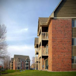 Valley Creek Apartments Building View