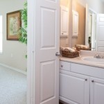 Stoneleigh on Spring Creek Apartment Washroom